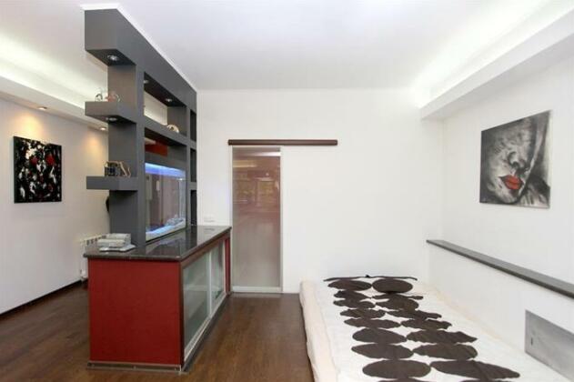 Peter and Paul Apartments - Photo2
