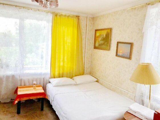  Photo 1