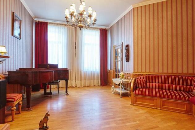 Royal Apartments in Saint-Petersburg - Photo4