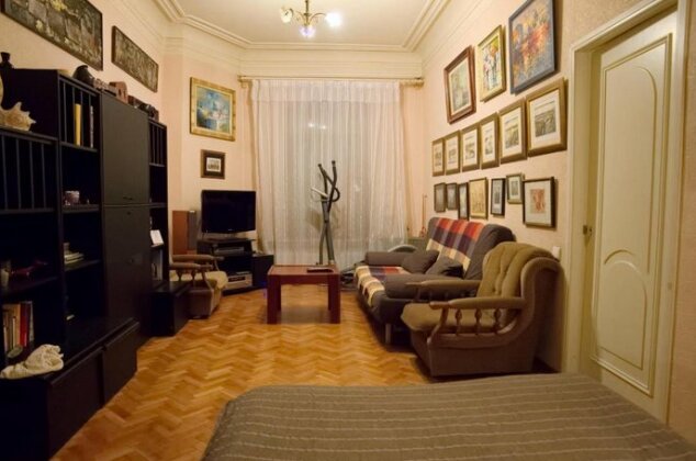 The artistic apartment next to the Russian Museum - Photo5