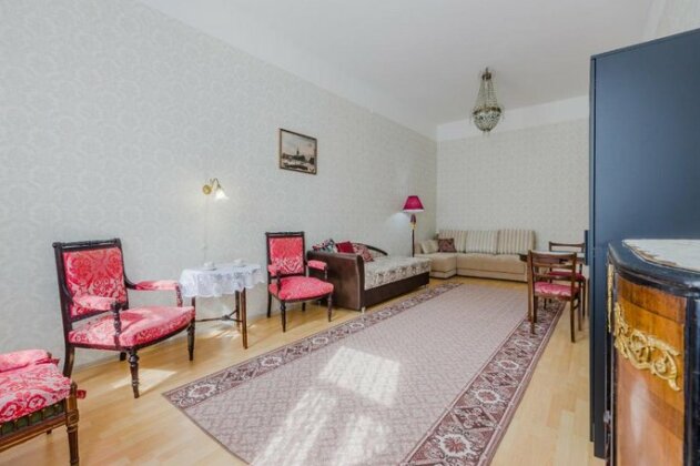 Turgenev Apartment near Hermitage - Photo4