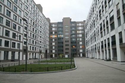 V SPB na Kremenchugskaja 9k1 Apartments