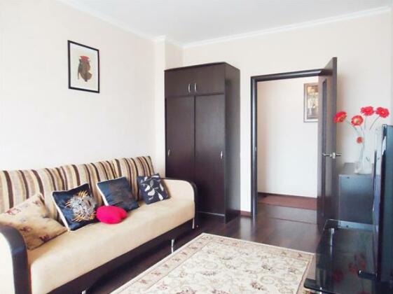 V Yubilejnom Apartments - Photo4
