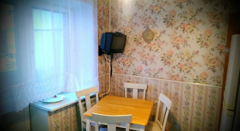 Veteranov 109 Apartment - Photo4