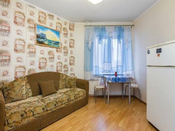 Yablonevyiy Sad Apartment - Photo4