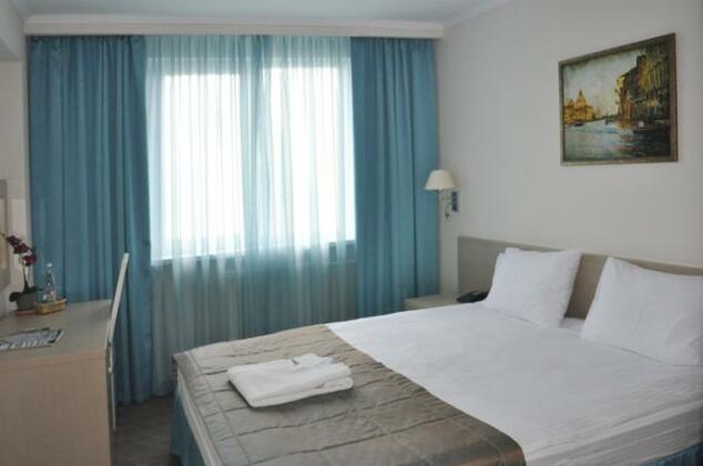 Continent Hotel - Photo5
