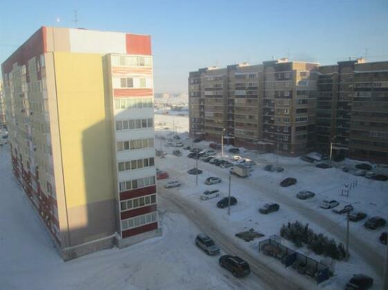 Apartment Kvartirniy Vopros on Artema 114
