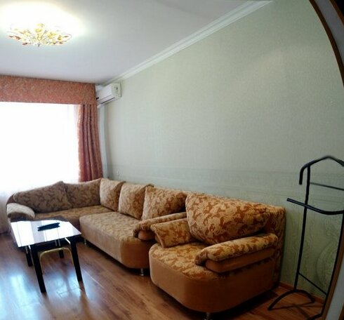 Apartment Kvartirniy Vopros on Artema 128 - Photo5