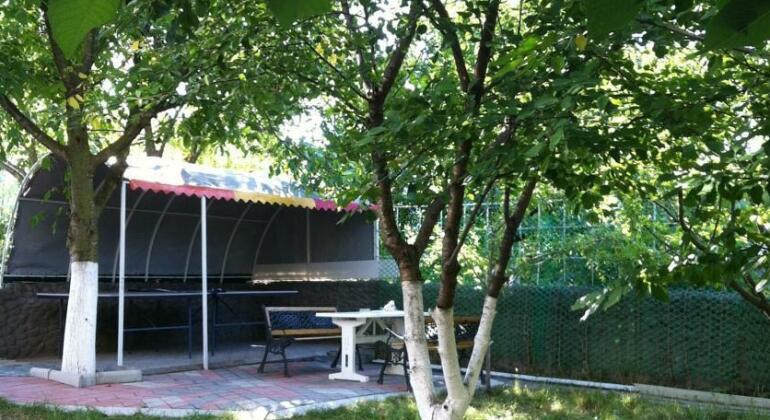 Guest House Parus Sukko - Photo5