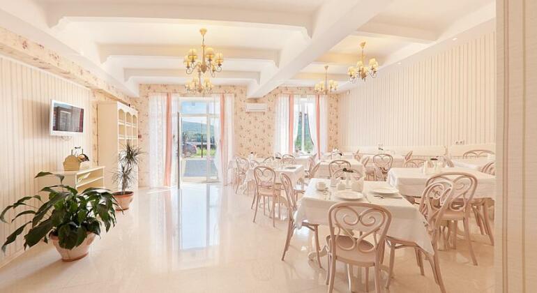 Hotel Bonjour Sukko - Photo3