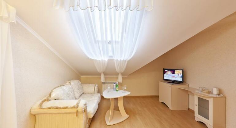 Hotel Bonjour Sukko - Photo4