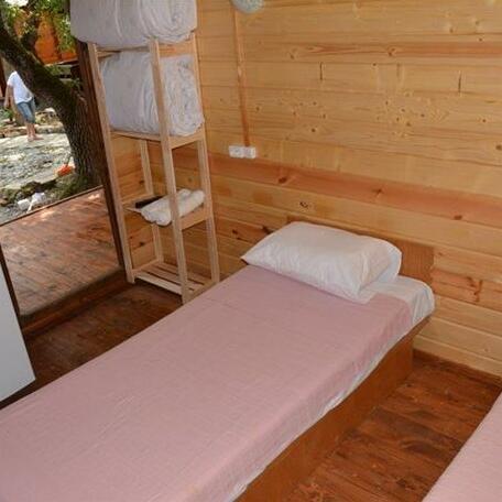 Mozhzhevelovyiy Ray Hotel - Photo4