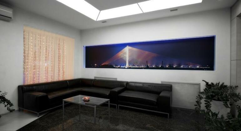 Centre Hotel Surgut - Photo2