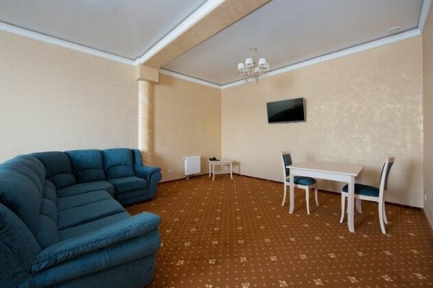 Hotel Aquamarin Surgut - Photo4