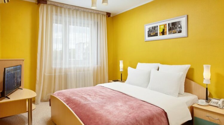 Hotel Impuls Surgut - Photo4
