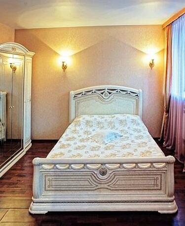 Hotel Uyut Surgut - Photo2