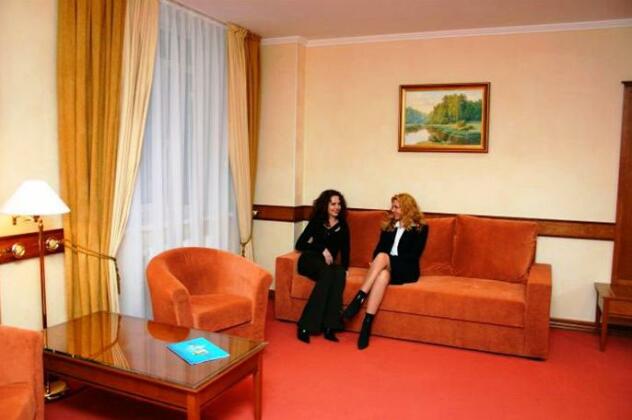 Medvezhiy Ugol Hotel - Photo5