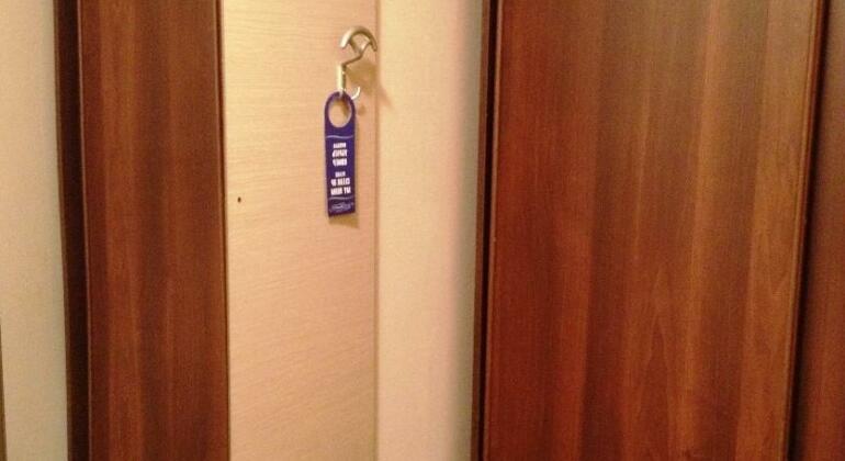 Polet Hotel Surgut - Photo5