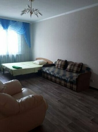 Surgut Apartments Tyumenskiy Trakt 2/194