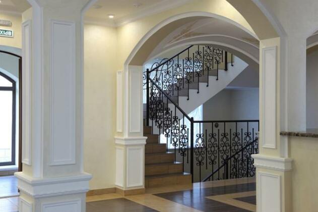 Medniy Dvor - Photo4