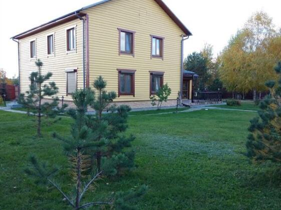 Na Lugovoy Guesthouse - Photo2