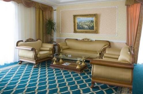 Hotel Grand Palace Svetlogorsk - Photo4