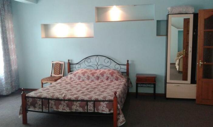 Holin Mini-Hotel Na Oktyabr'skom Prospekte - Photo2