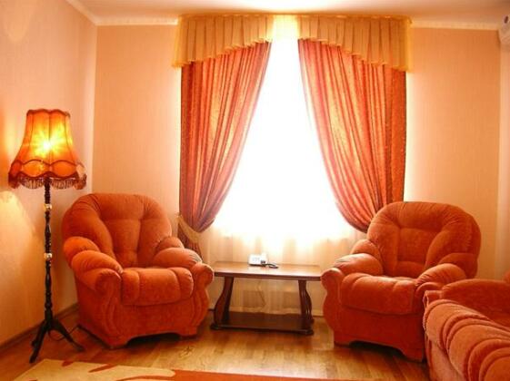 Mini - Hotel Zhemchuzhina - Photo4