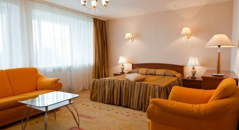 Ugor Hotel - Photo3