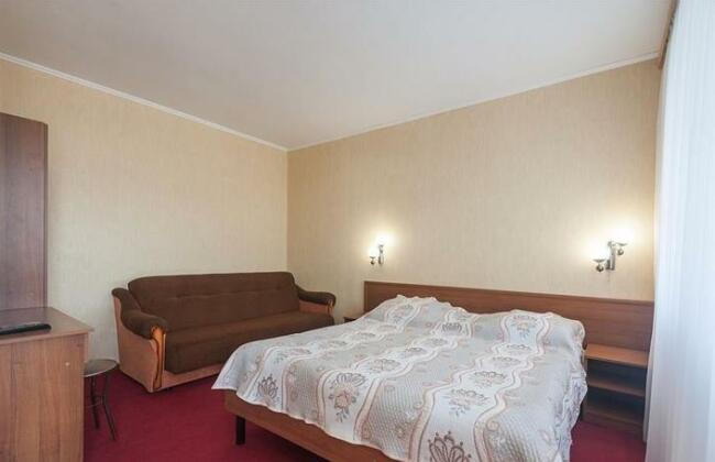 Hotel Fortuna Taman - Photo2