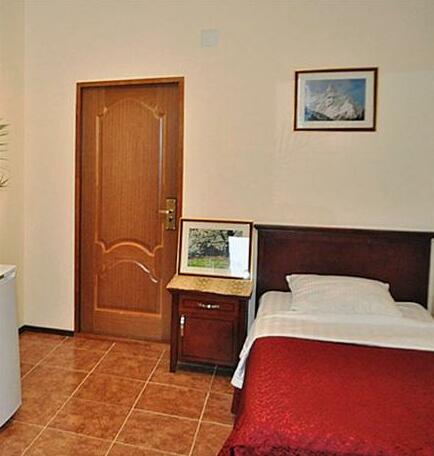 Uyut Tamani Hotel - Photo2