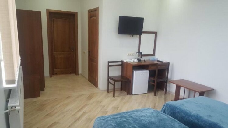 Central Hotel Temryuk - Photo2
