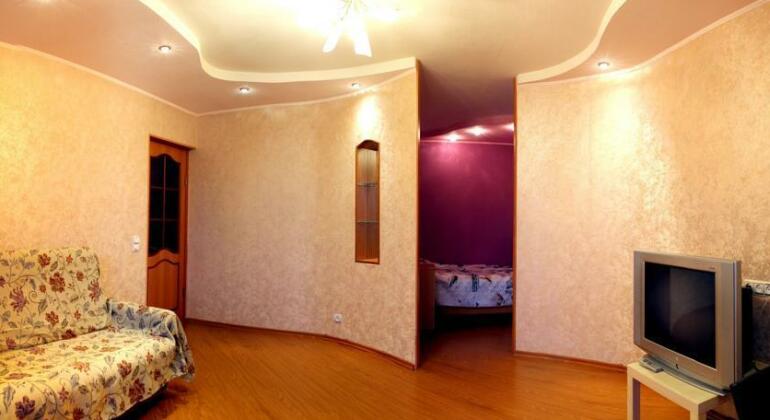 Apartment Trety Mikrorayon 11 - Photo2