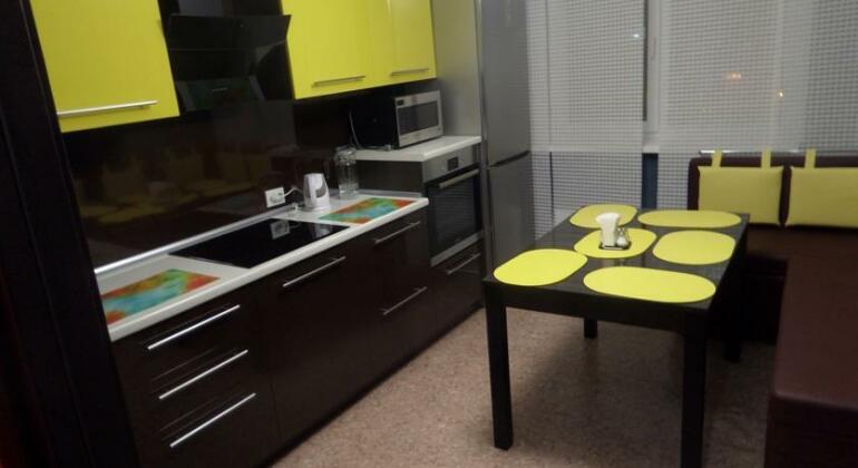 Apartment on Mira 123 - Photo2
