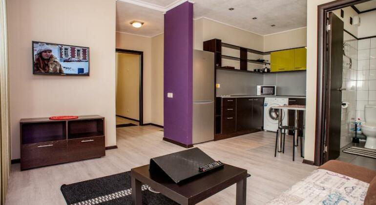 Aries Apartments on Gorkogo - Photo4