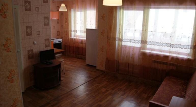 VictoriaHotel on Musy Dzhalilya - Photo4