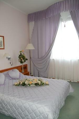 Karavella Hotel Tuapse - Photo2