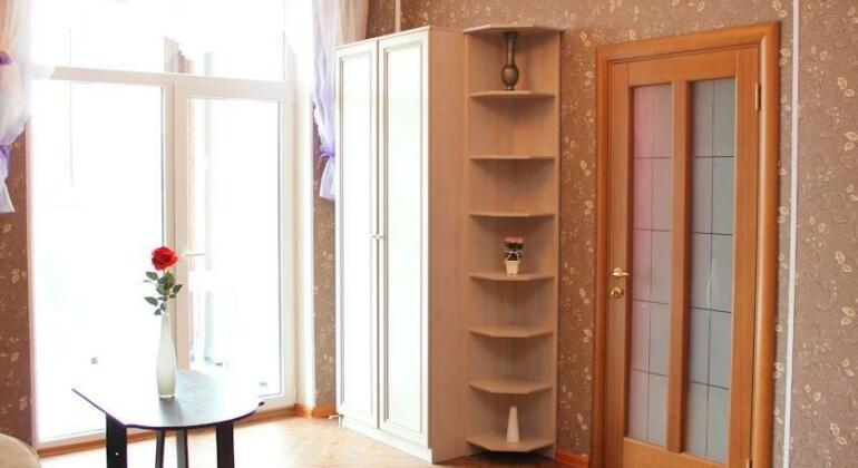 Inndays Apartments on Demonstratsii - Photo4