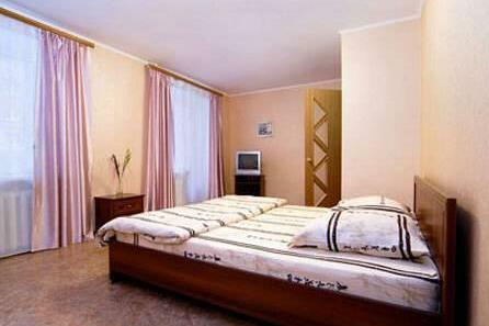Inndays Deluxe Centre Apartments - Photo2