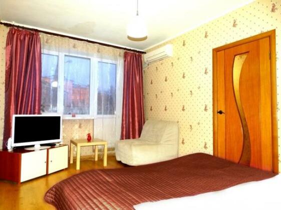 Inndays Na Kirova 151a-1 Apartments - Photo2