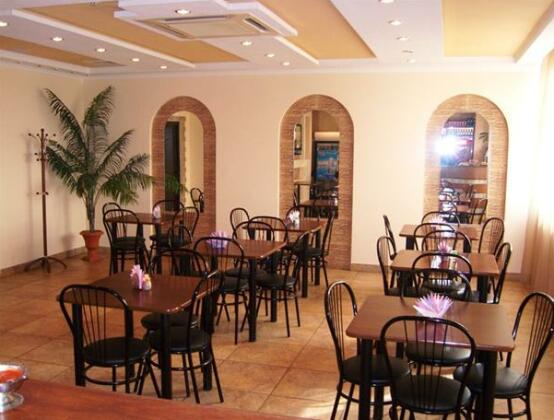 Profit Hotel - Photo2