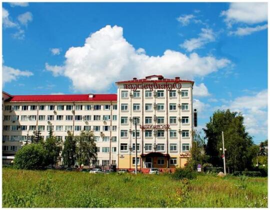 Oktyabrskaya Hotel - Photo2