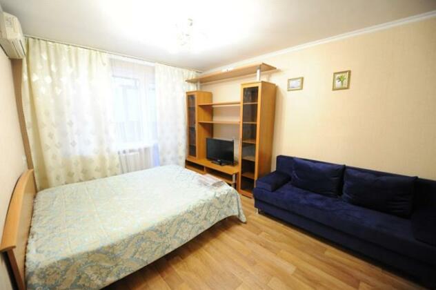 Apartment on Fabrichnaya 1