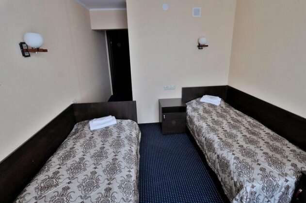 Neftyanik Hotel Tyumen - Photo5