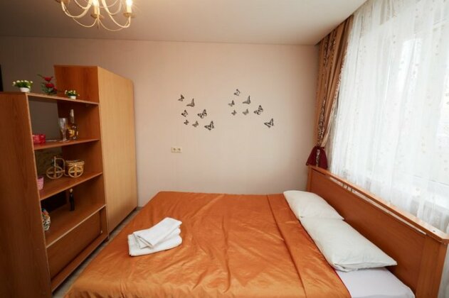  Photo 4