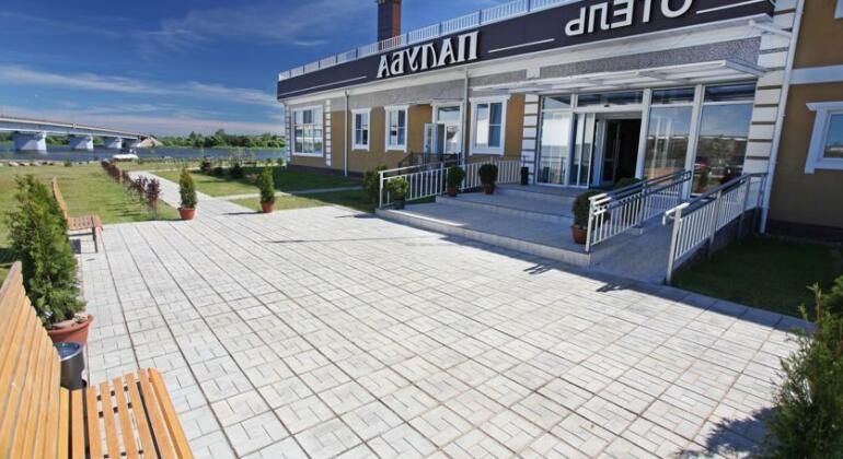 Paluba Hotel - Photo2