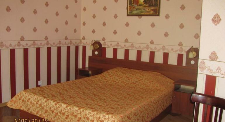 Postoyaly Dvor Inn - Photo4