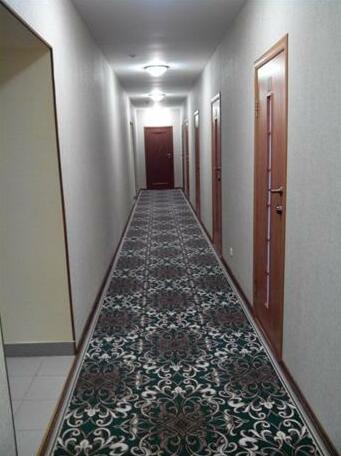 Aeroport Hotel Ukhta - Photo2