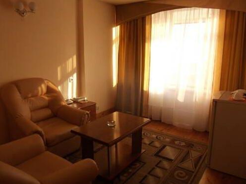 Galas Hotel - Photo3