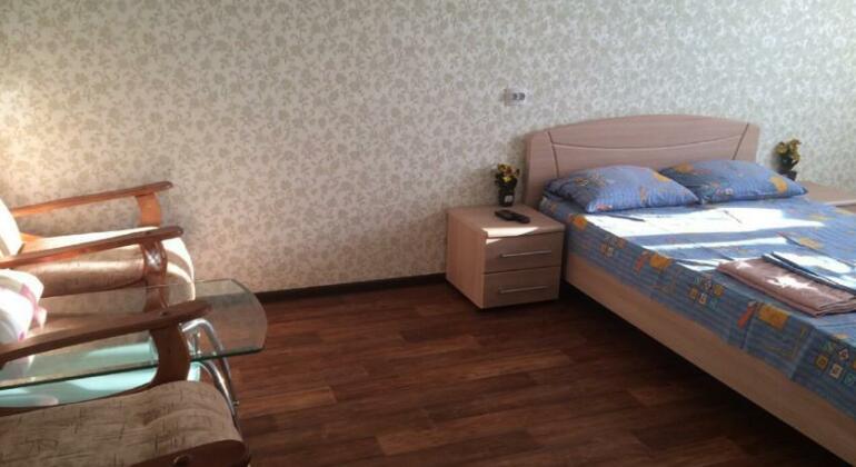 Apartment at Karbysheva - Photo2